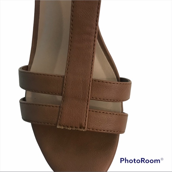 Charles David Size 9 Sandal Ankle Strap - Picture 3 of 12